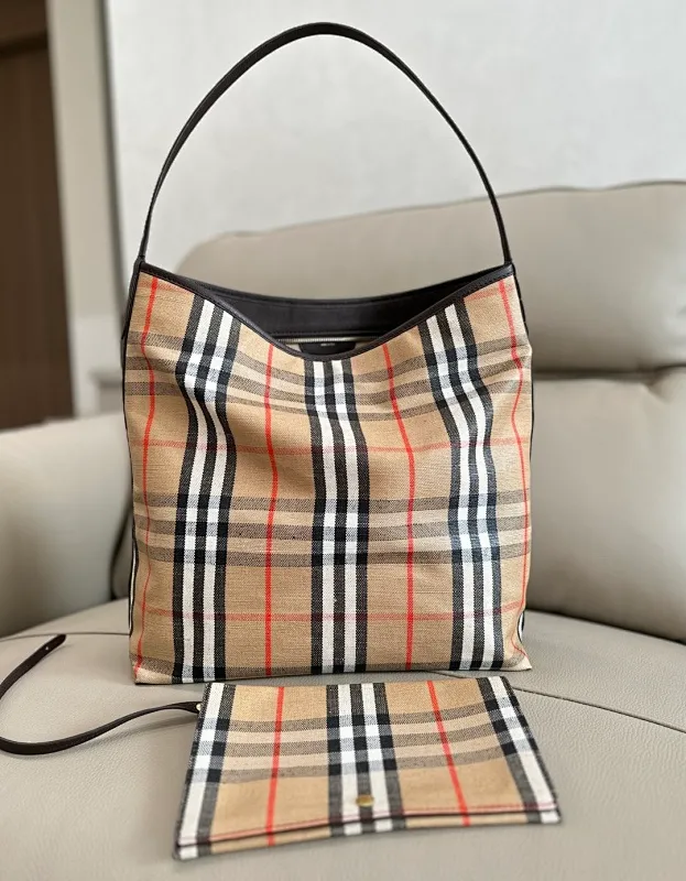 All categories Burberry women's bags (Burberry) Burberry original order 1951