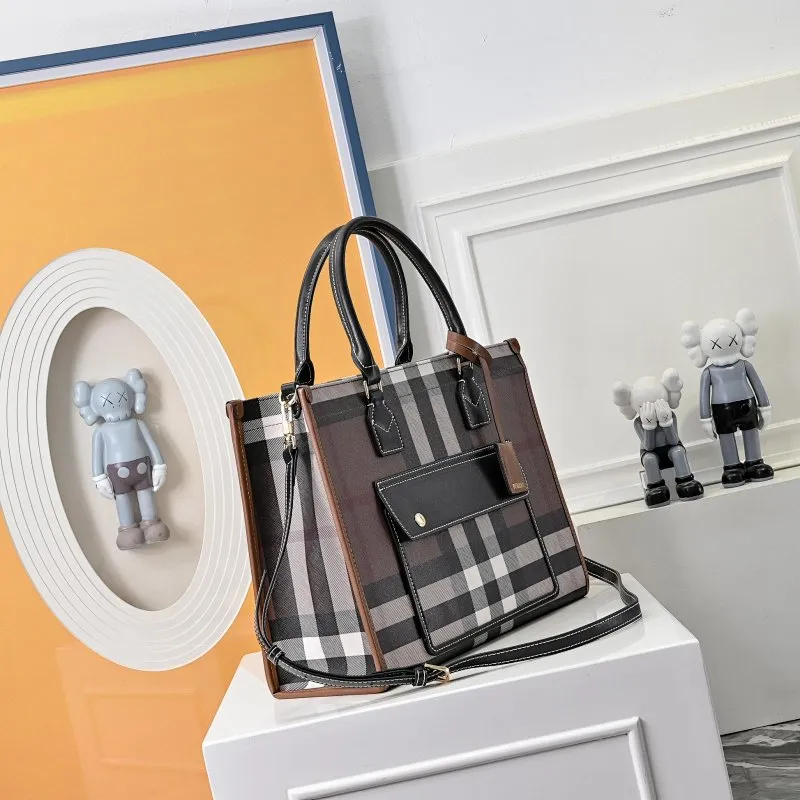 All categories Burberry women's bags (Burberry) Burberry 2319