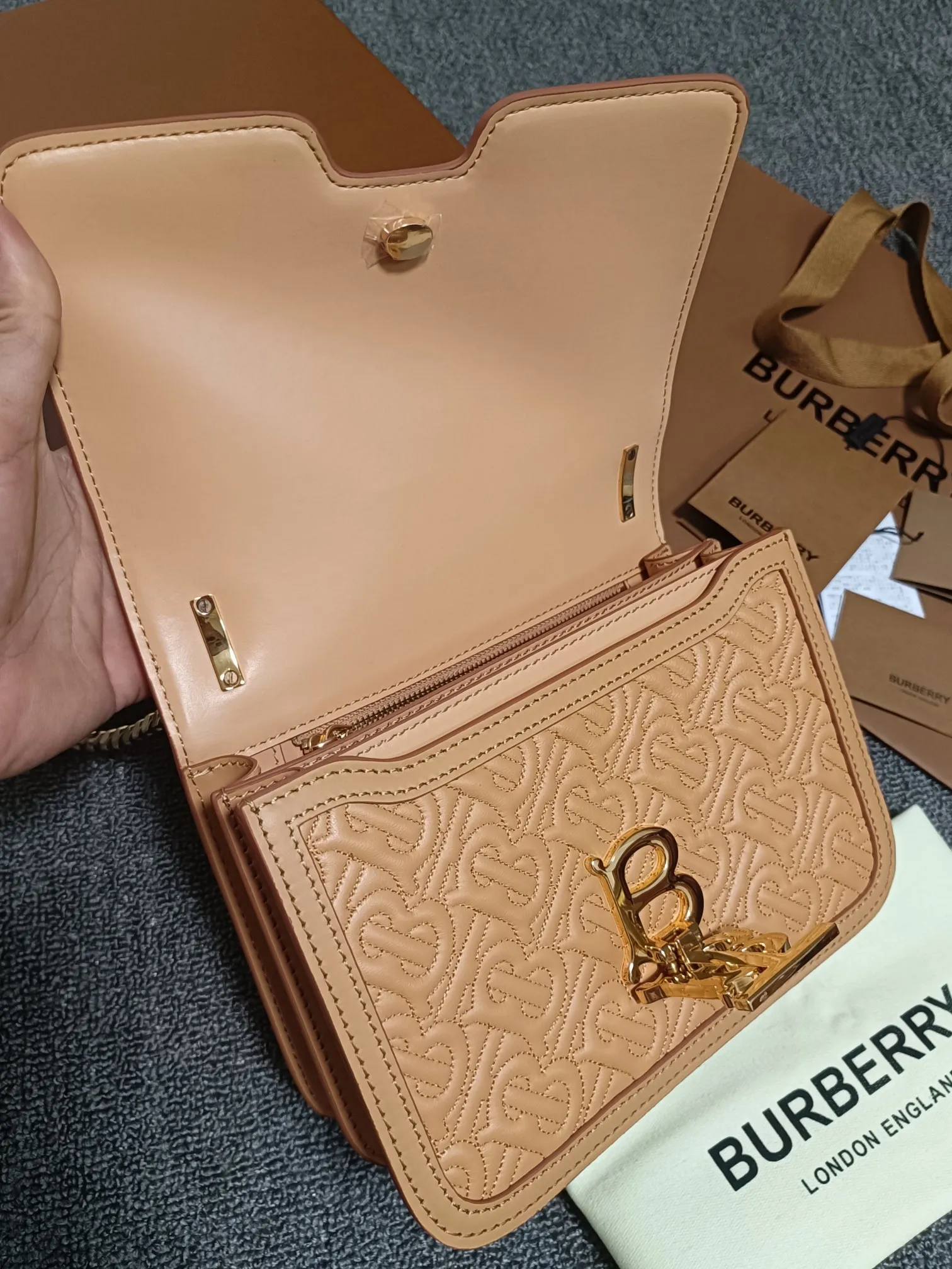 All categories Burberry women's bags (Burberry) Burberry original order 90226
