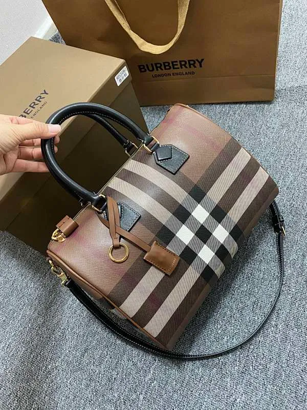 All categories Burberry women's bags (Burberry) Burberry 7089