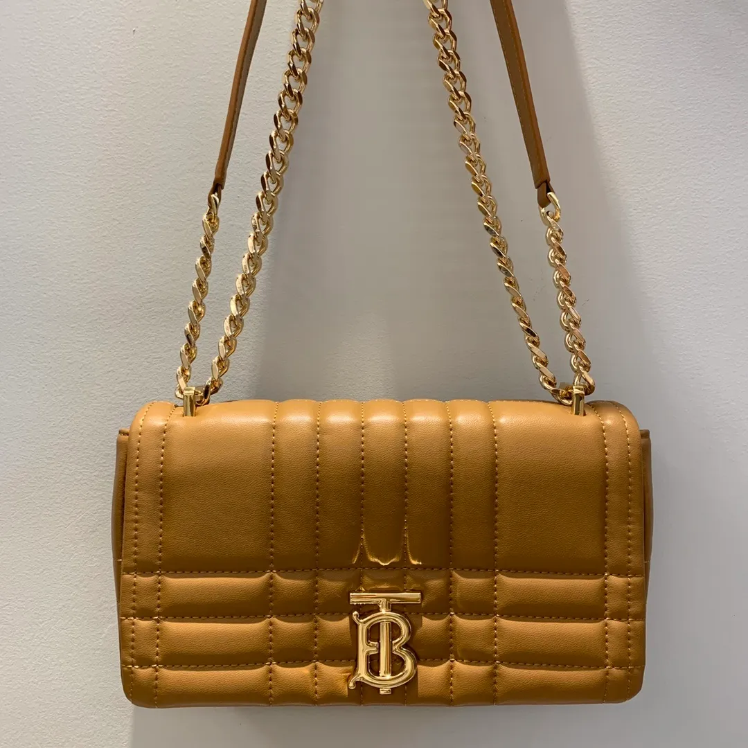 All categories Burberry women's bags (Burberry) Burberry 8492