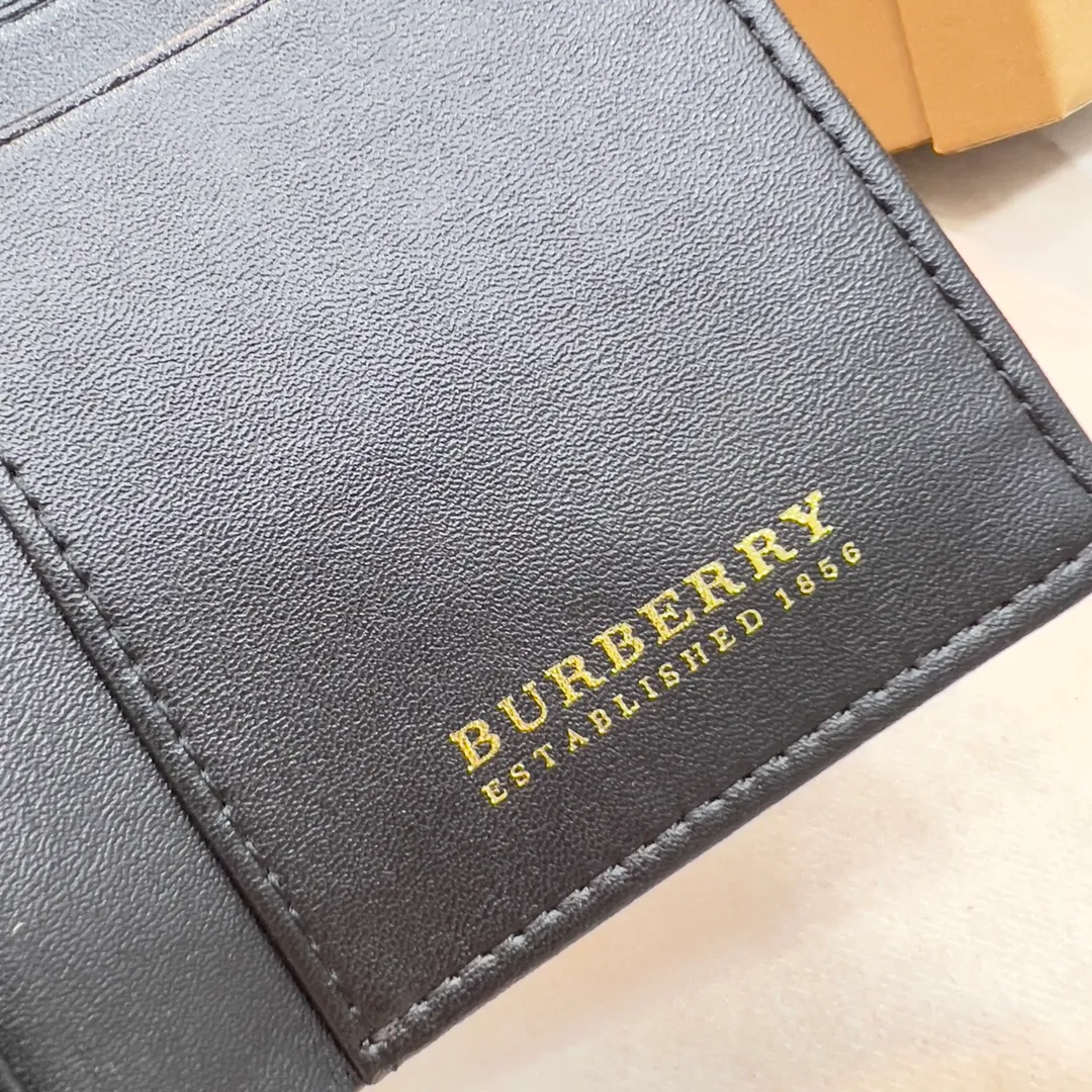 p170 [Burberry•Burberry] original product🇮🇹～～🎉 Vintage exquisite folding short clip, made of spliced ​​calfskin material👍Counter quality, fine workmanship💋Real shot📷,🆔🆔1186 brown, brown size: 8.5cm*4cm*9cm