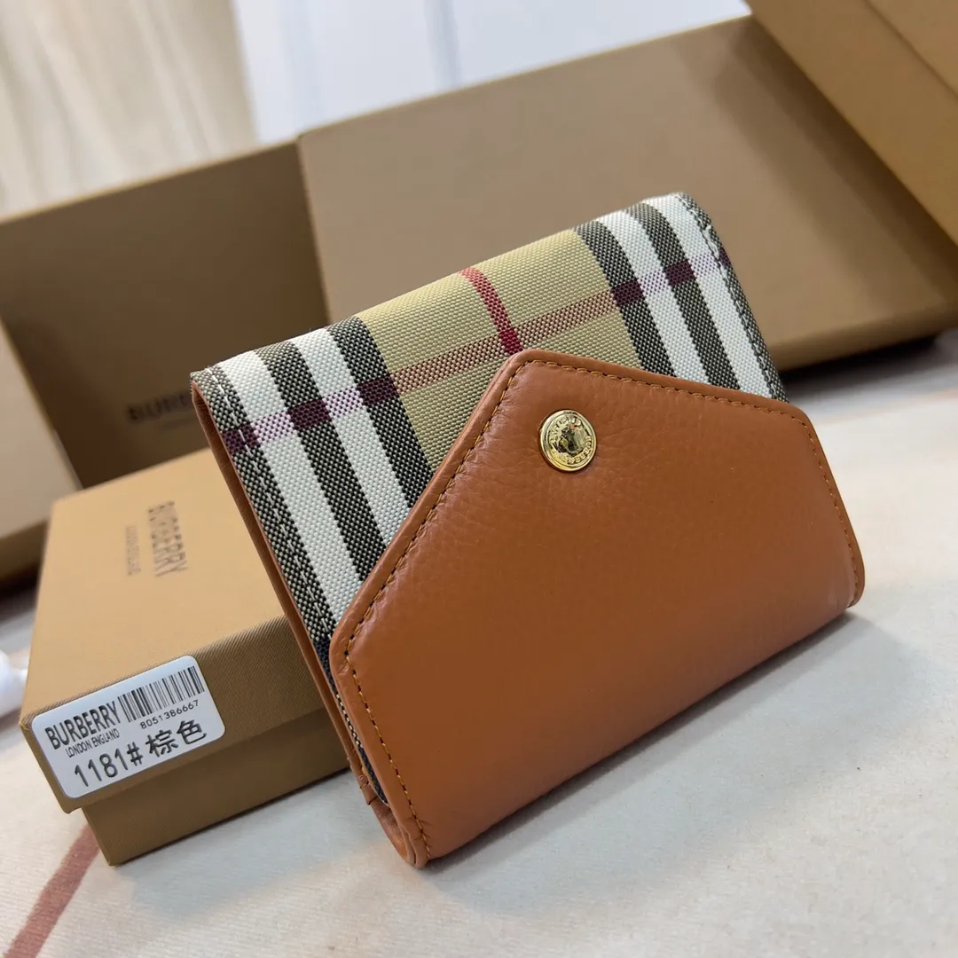 p170【Burberry·Burberry】Original product🇮🇹～～🎉 Vintage exquisite folding short clip, made of spliced ​​calfskin material👍Counter quality, fine workmanship💋Real shot📷,🆔🆔1181 brown, black Size: 8.5cm*4cm*9cm