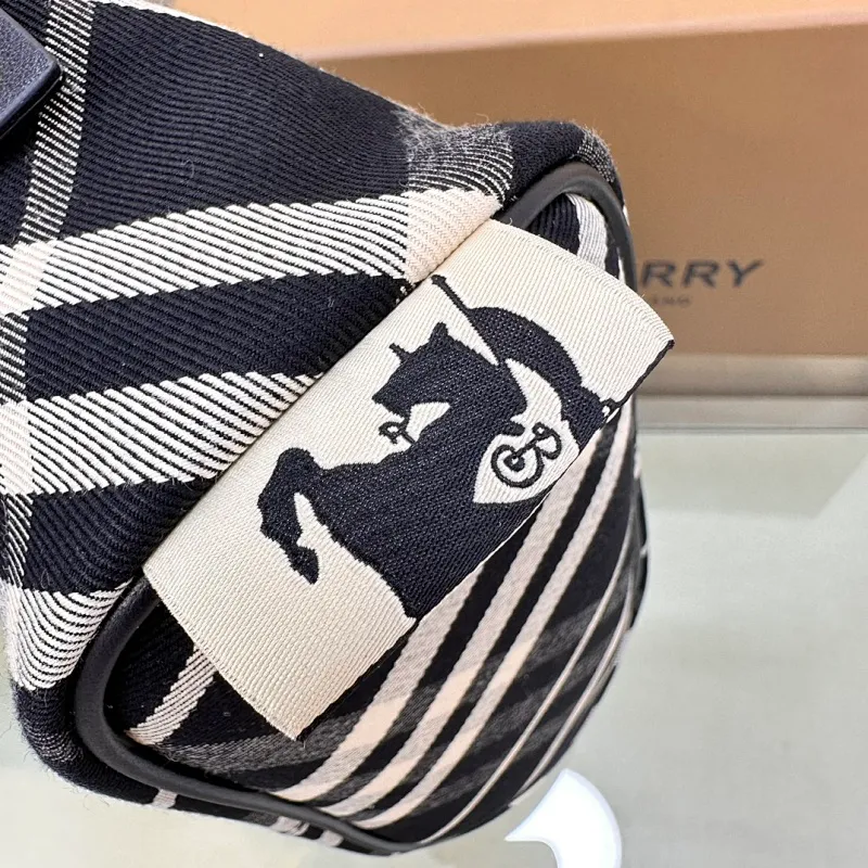 All Categories Official Website "Brand Women's Bags" Women's Bags 💙 Burberry 2025 New Burberry Underarm Bag