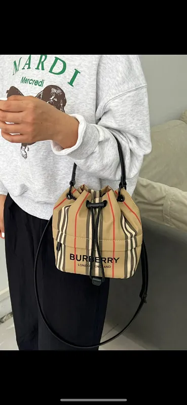 All categories Burberry women's bags (Burberry) Burberry original order 1151