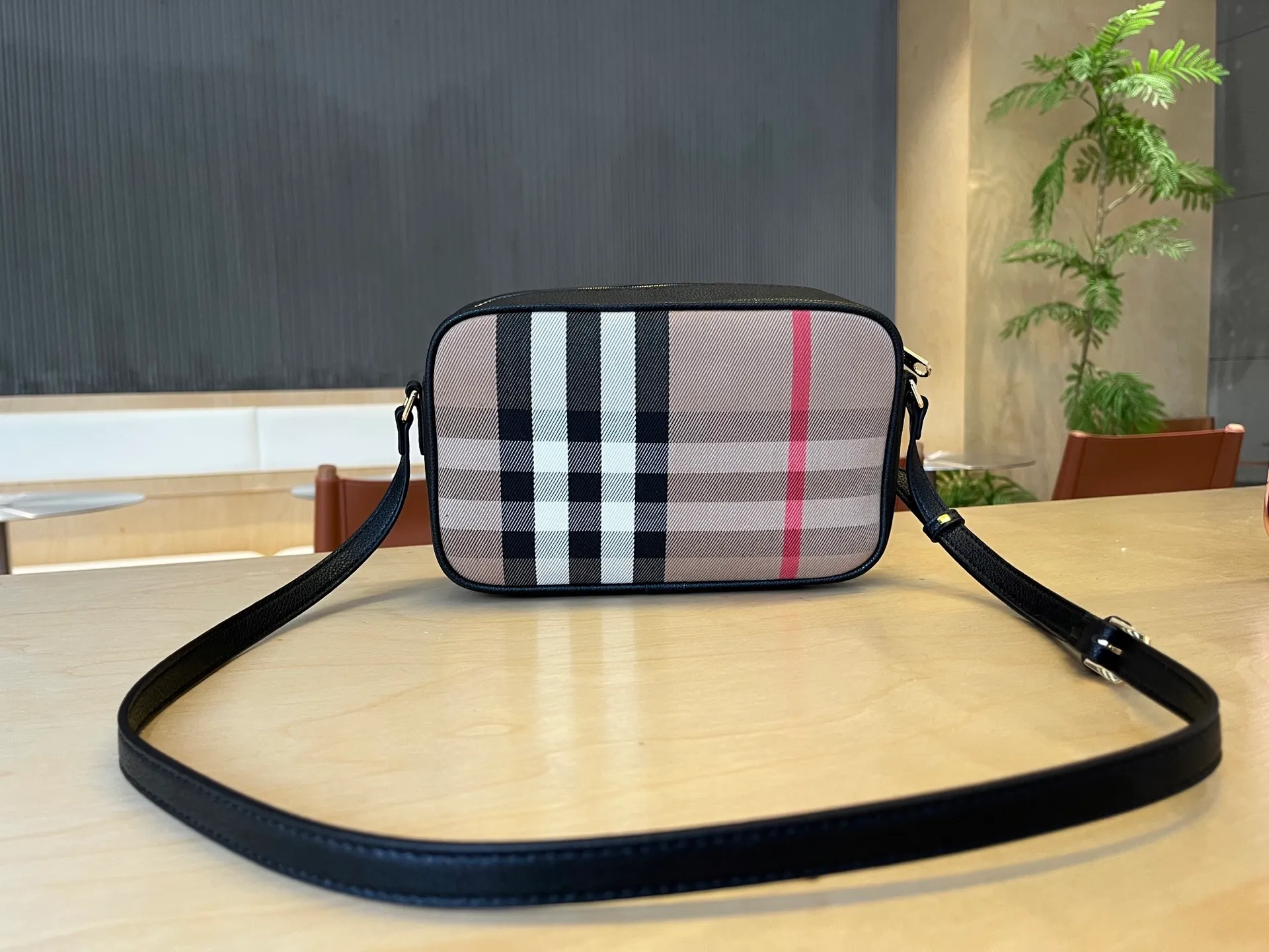 All categories Burberry women's bags (Burberry) Burberry 6619