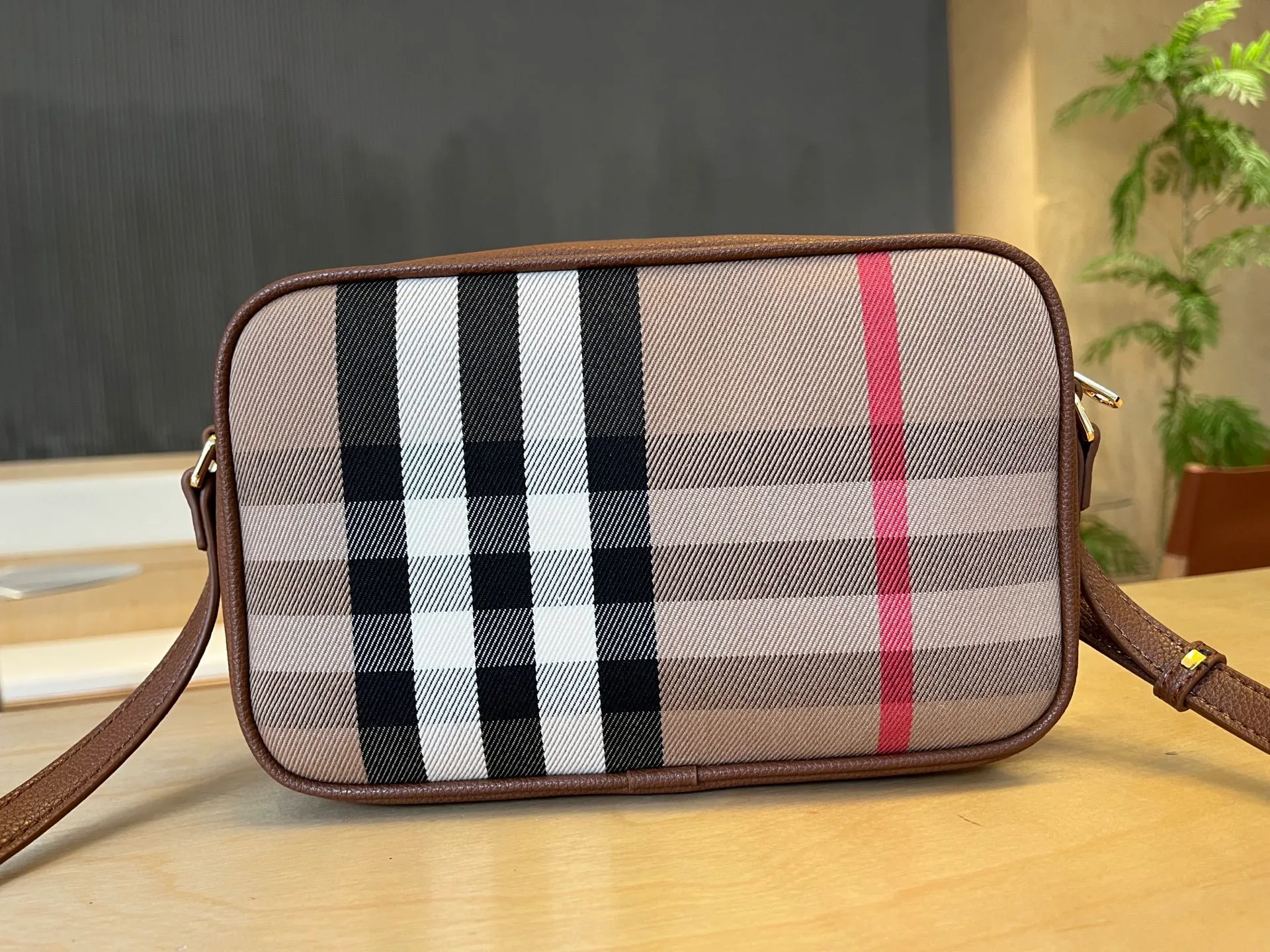 All categories Burberry women's bags (Burberry) Burberry 6619