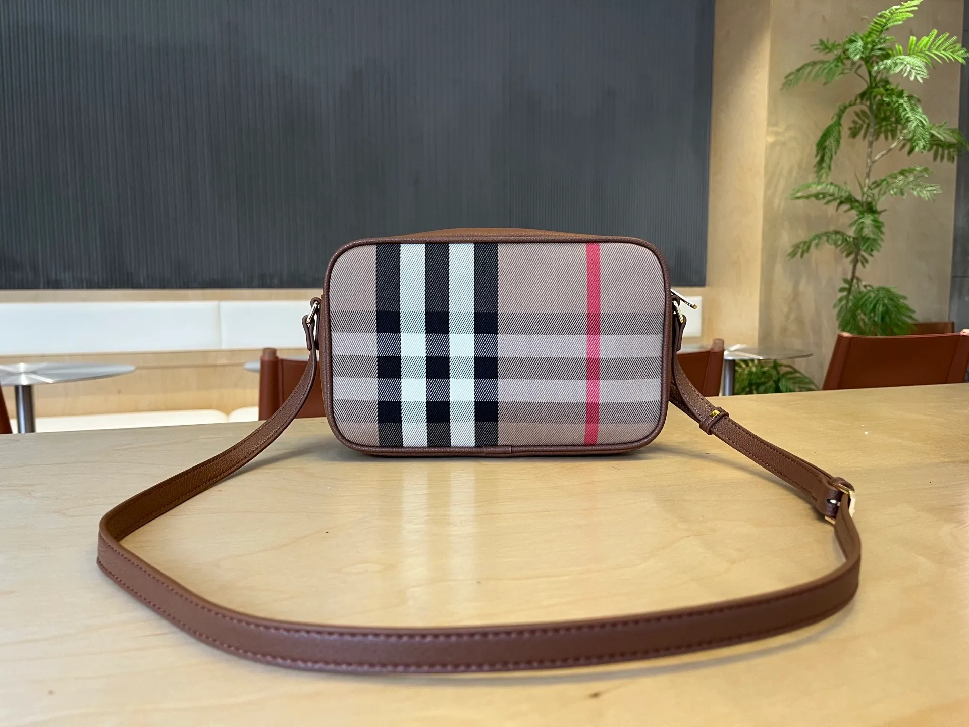 All categories Burberry women's bags (Burberry) Burberry 6619