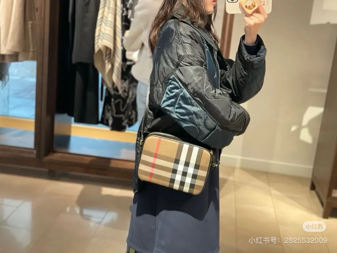 All categories Burberry women's bags (Burberry) Burberry 6619
