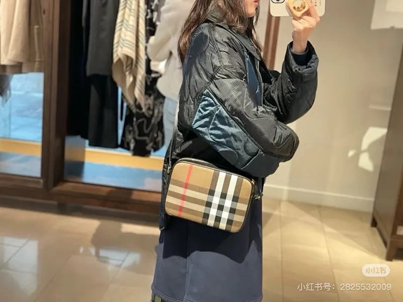 All categories Burberry women's bags (Burberry) Burberry 6619