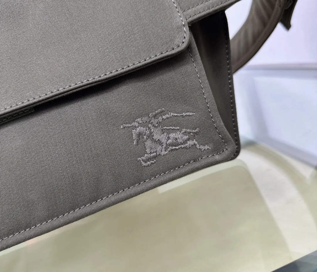 All Categories Burberry Women's Bags Burberry Original Order 335
