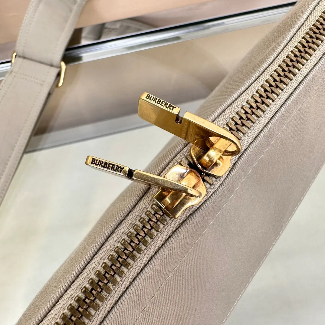 All Categories Burberry Women's Bags Burberry Original Order 335