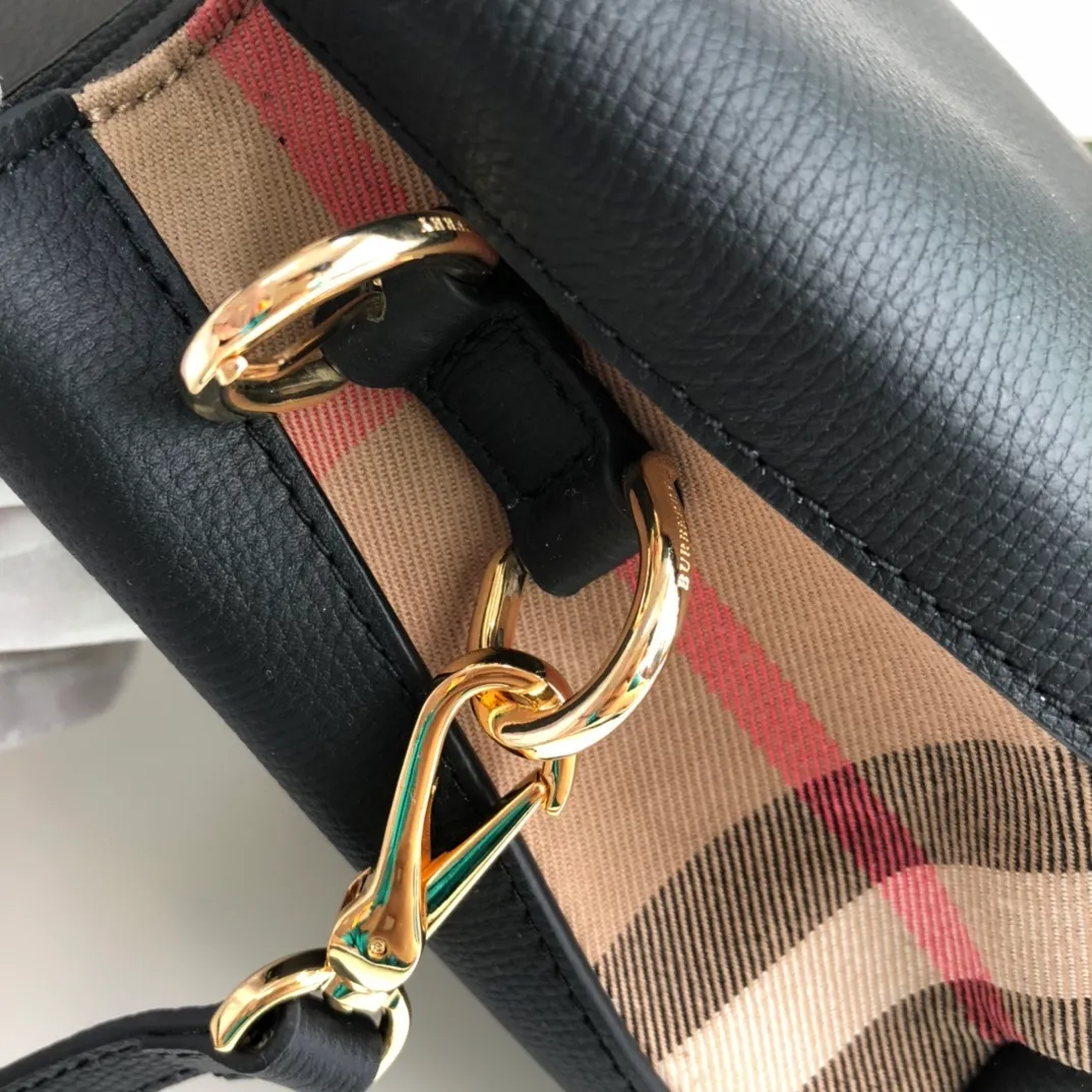 All Categories Official Website "Brand Women's Bags" Women's Bags 💙 Burberry 2025 New Burberry Crossbody Bag
