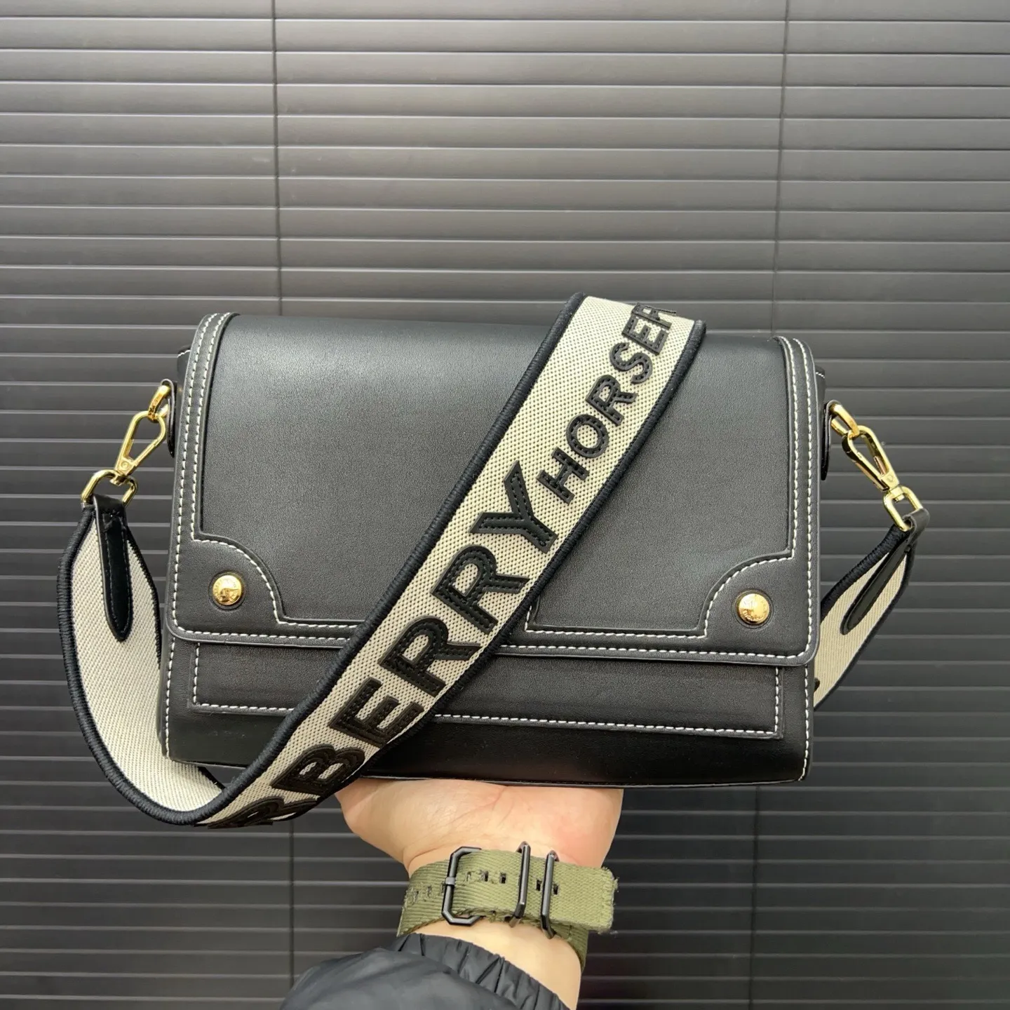 All categories Official website "Brand Women's Bags" Women's Bags 💙 Burberry 2025 new burberry crossbody bag