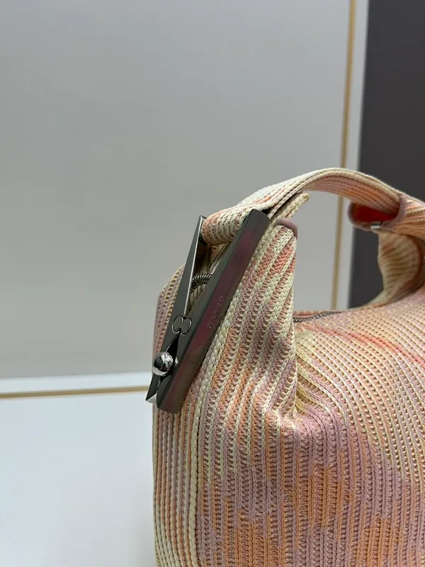 All categories Burberry women's bags (Burberry) Burberry 8421