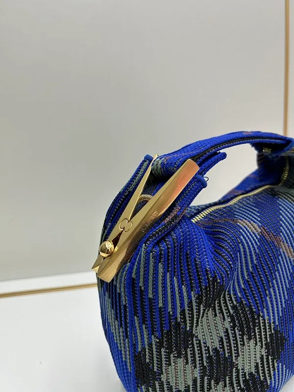 All categories Burberry women's bags (Burberry) Burberry 8421