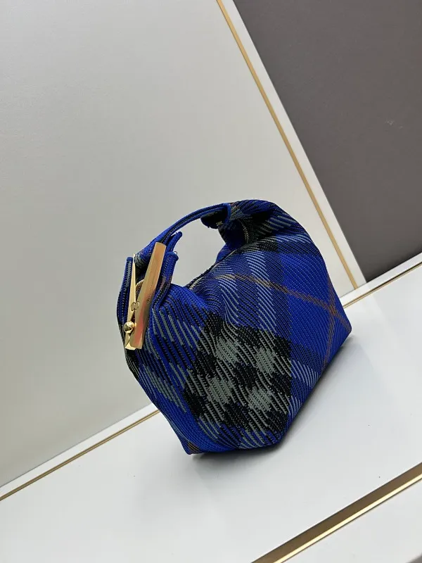All categories Burberry women's bags (Burberry) Burberry 8421