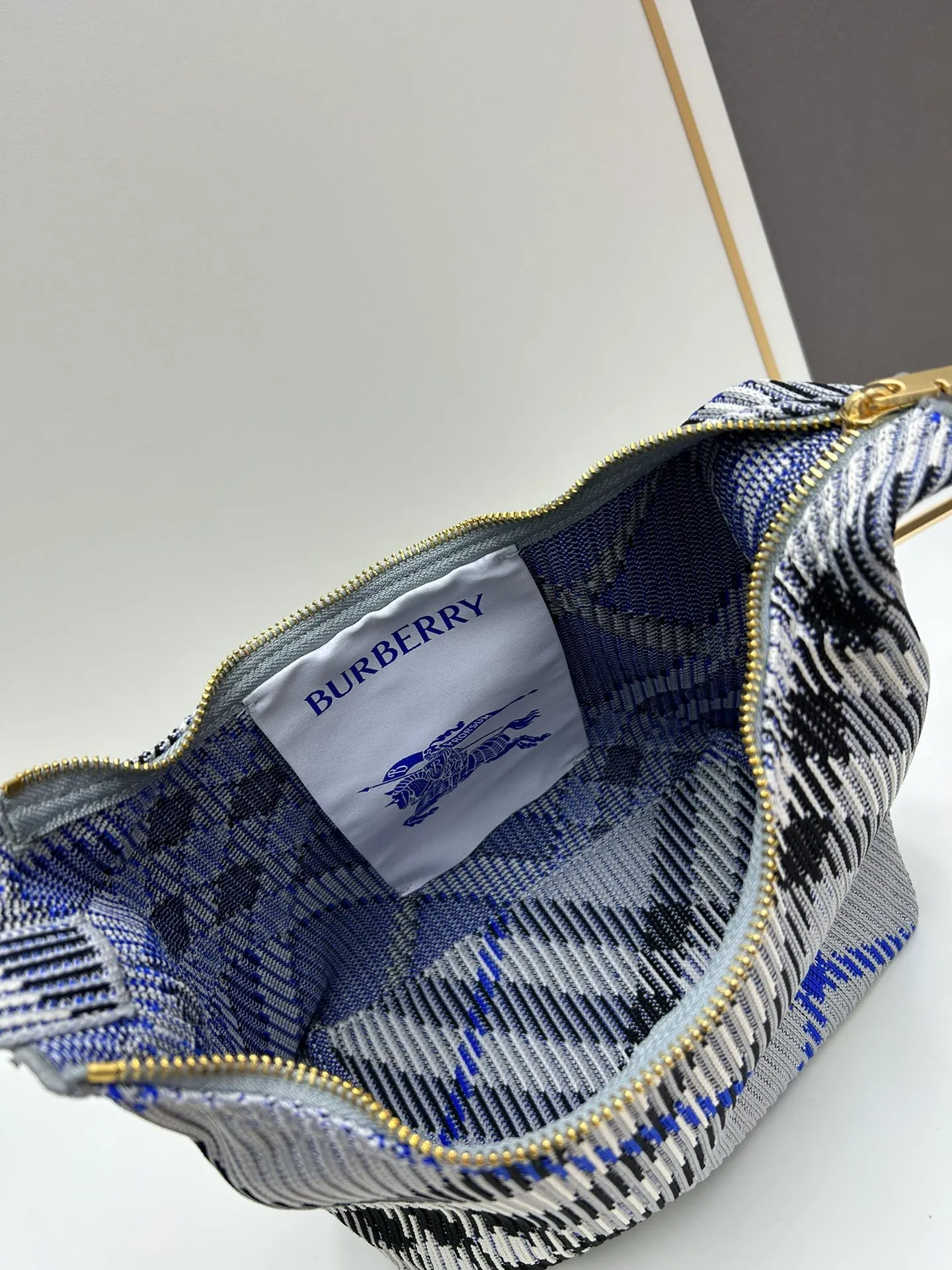 All categories Burberry women's bags (Burberry) Burberry 8421