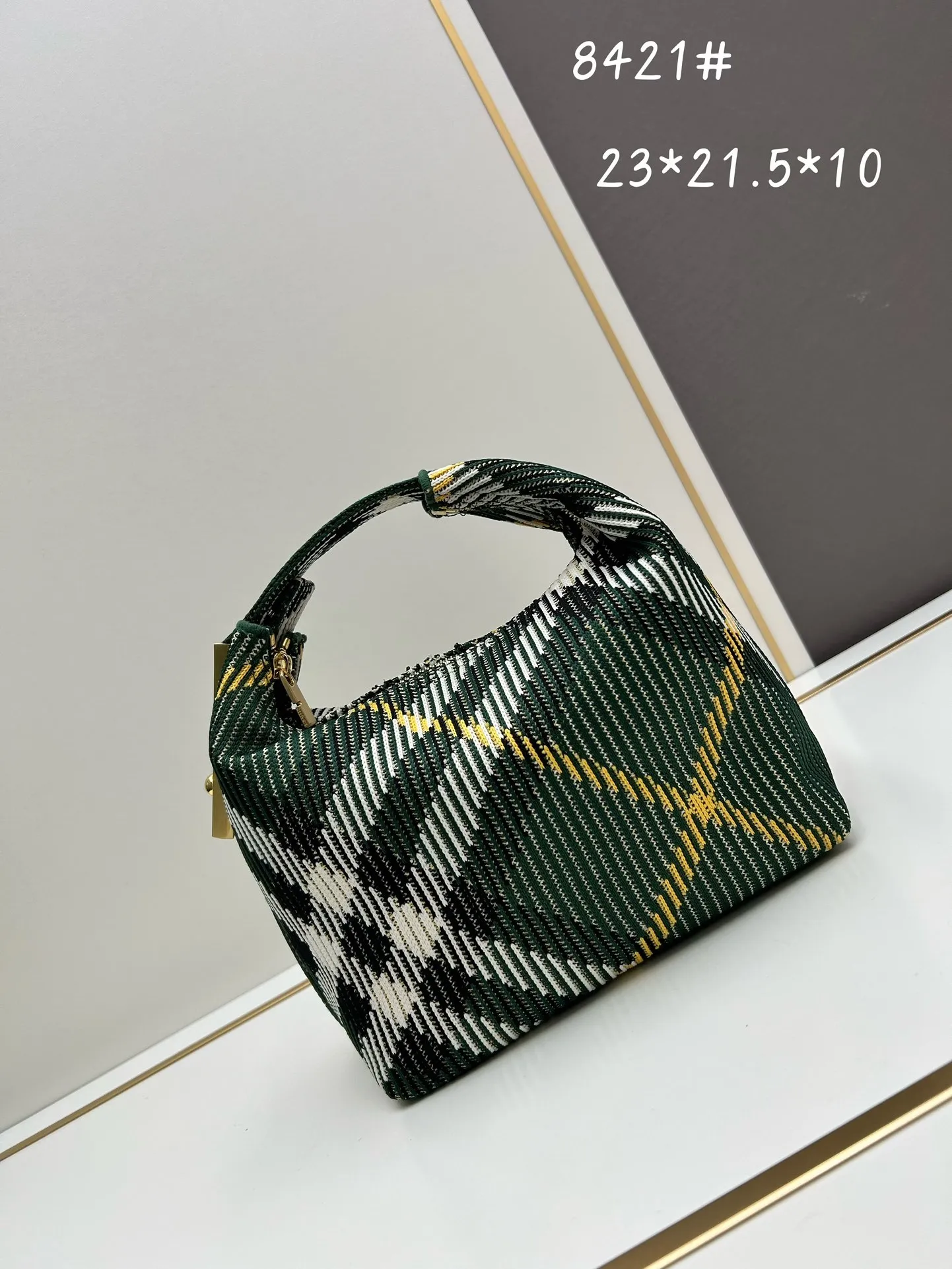 All categories Burberry women's bags (Burberry) Burberry 8421