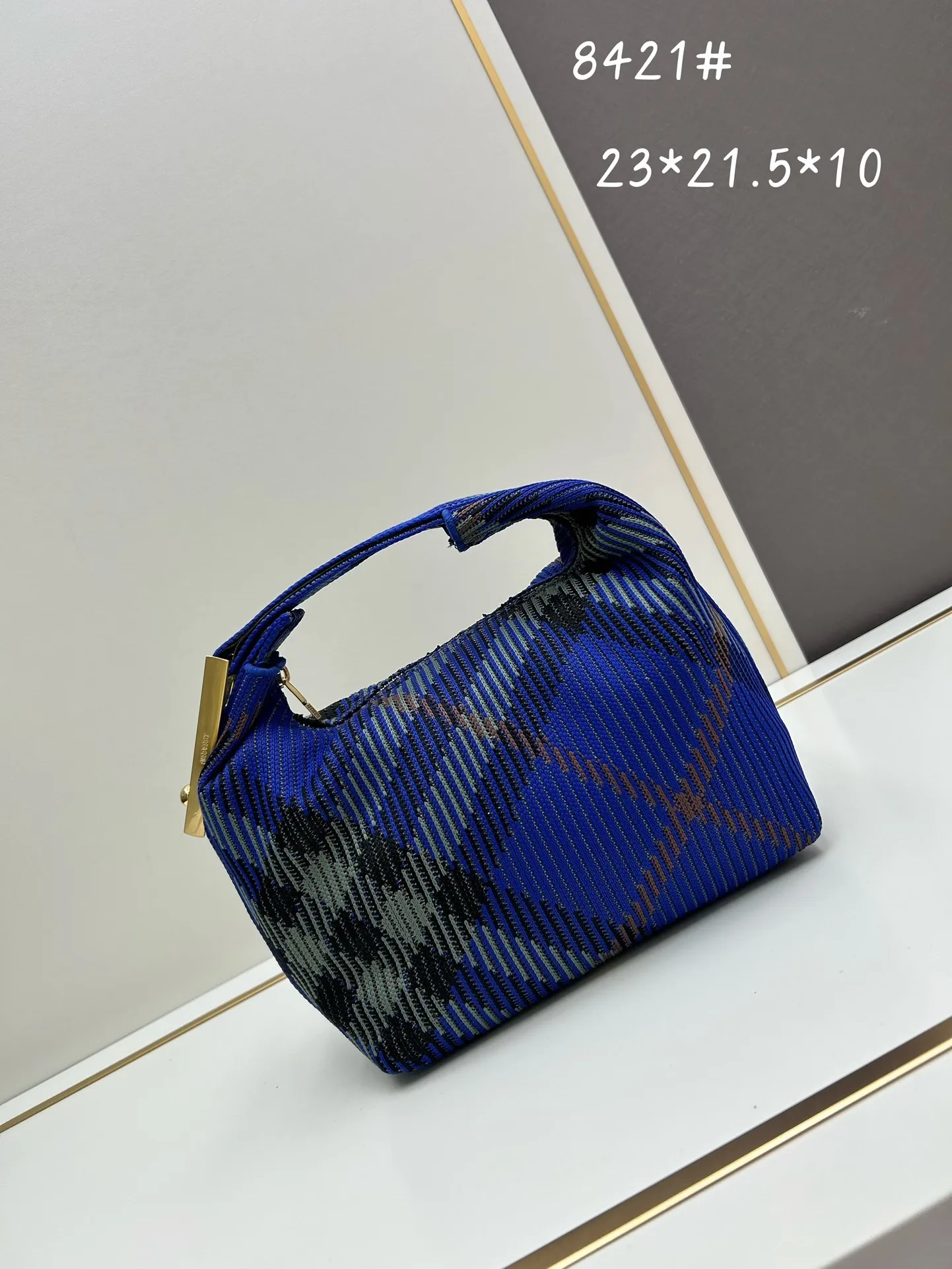 All categories Burberry women's bags (Burberry) Burberry 8421