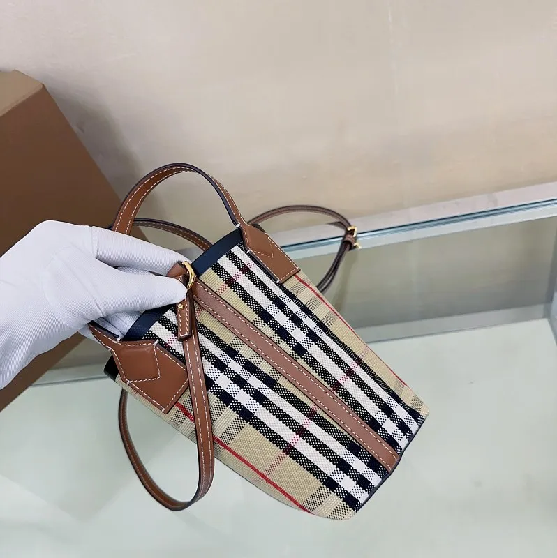 All categories Burberry women's bags (Burberry) Burberry 1211