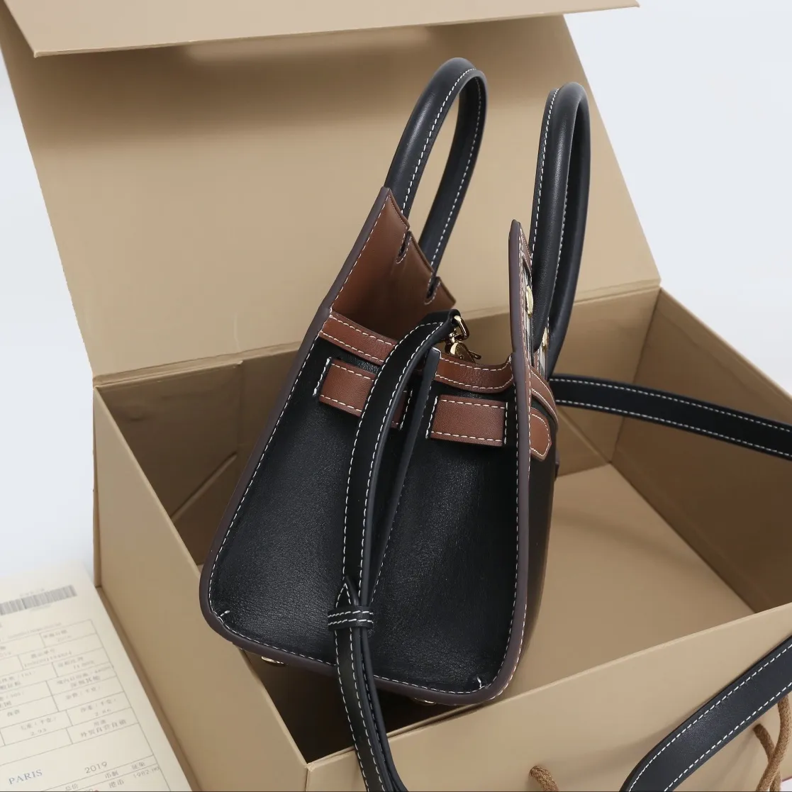 All categories Burberry women's bags (Burberry) Burberry 83471697685631000