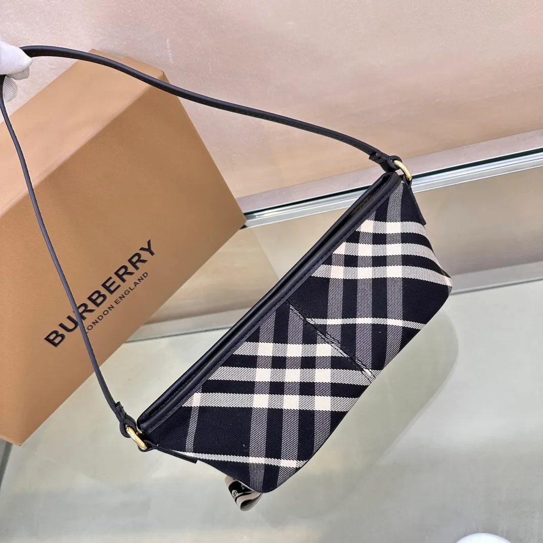 All categories Burberry women's bags (Burberry) Burberry 295135