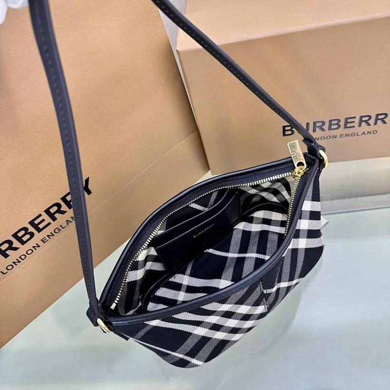 All categories Burberry women's bags (Burberry) Burberry 295135
