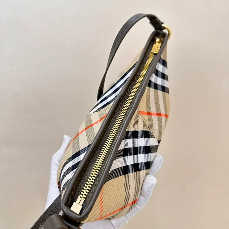 All categories Burberry women's bags (Burberry) Burberry 295135