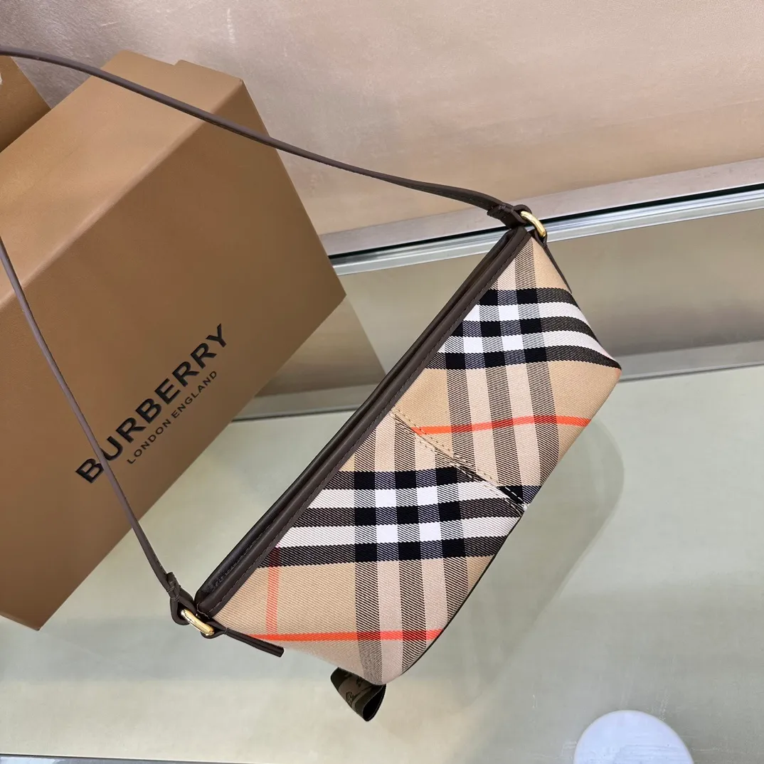 All categories Burberry women's bags (Burberry) Burberry 295135