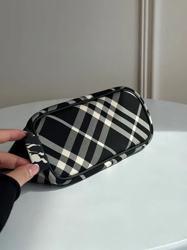 All categories Burberry women's bags (Burberry) Burberry 295135