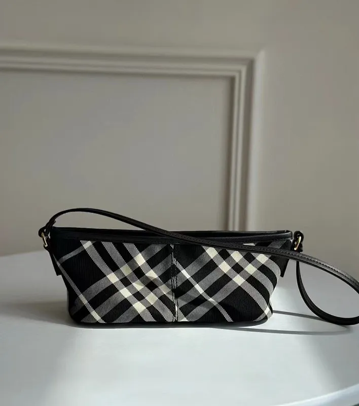 All categories Burberry women's bags (Burberry) Burberry 295135