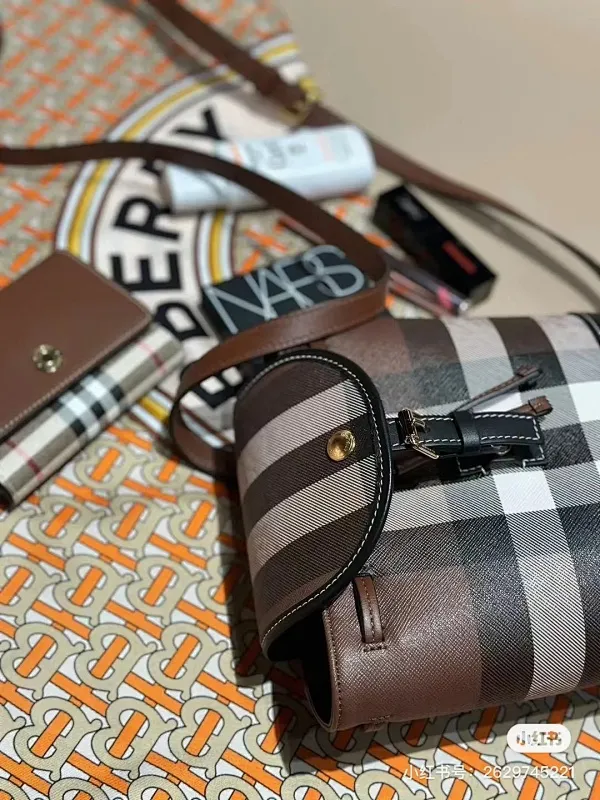 All categories Burberry women's bags (Burberry) Burberry original order 90276