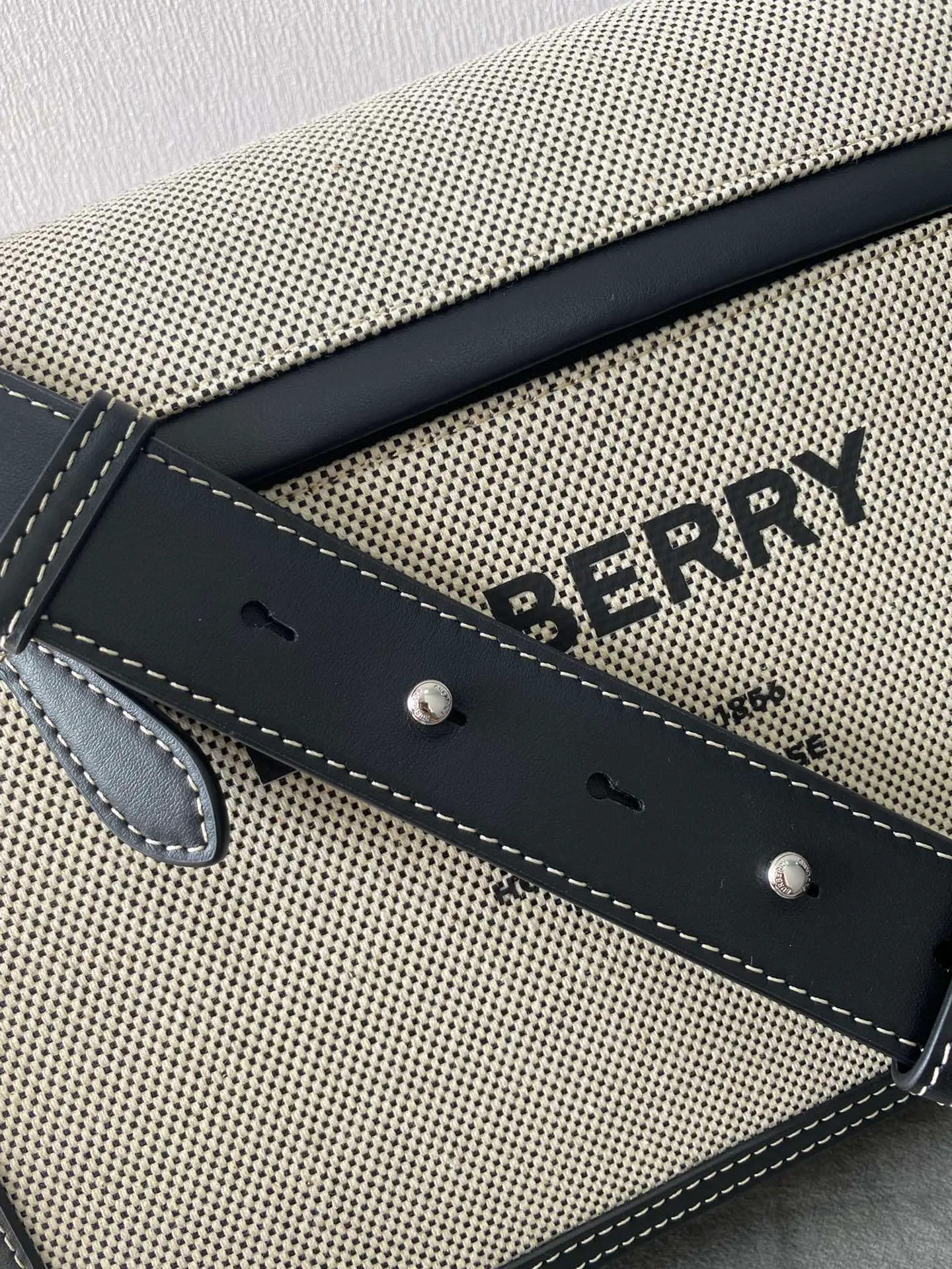 All categories Burberry women's bags (Burberry) Burberry original order 630456