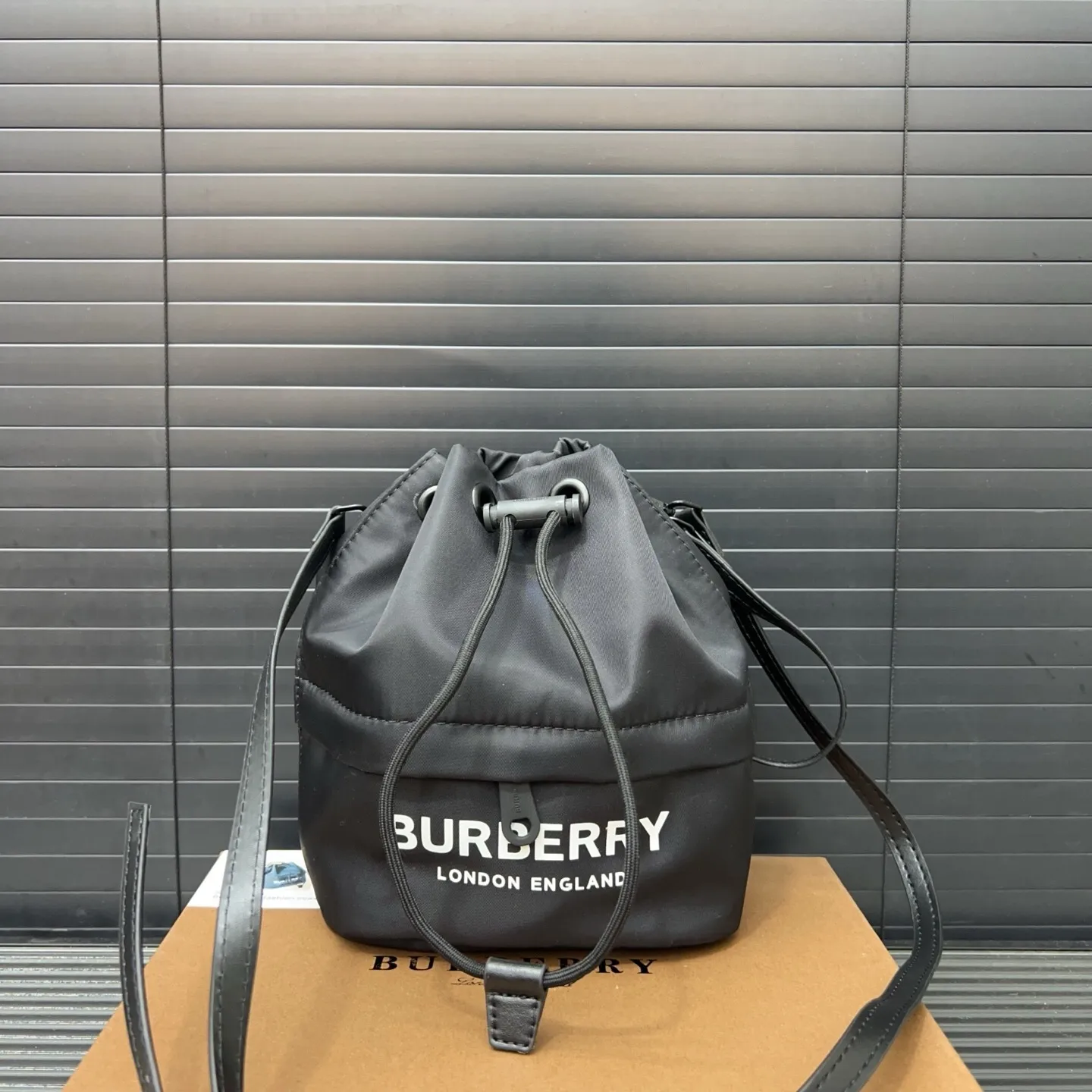 All categories Official website "Brand Women's Bags" Women's Bags 💙 Burberry 2025 new burberry crossbody bag