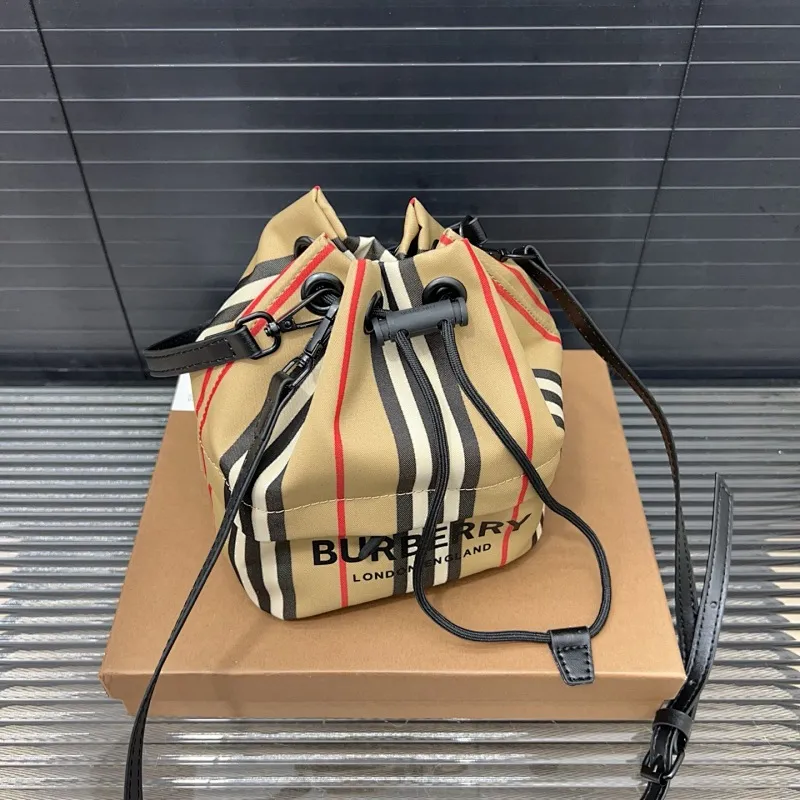All categories Official website "Brand Women's Bags" Women's Bags 💙 Burberry 2025 new burberry crossbody bag