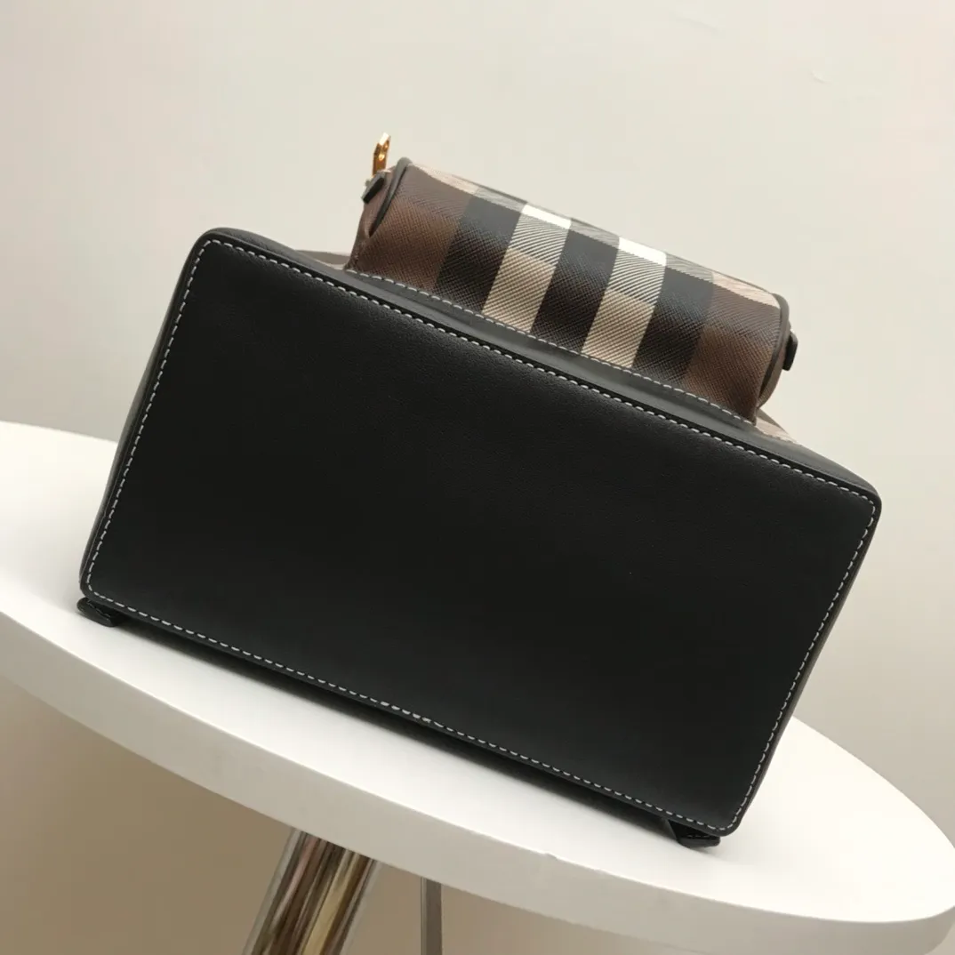 All Categories Burberry Women's Bags Burberry Original Order 2020500