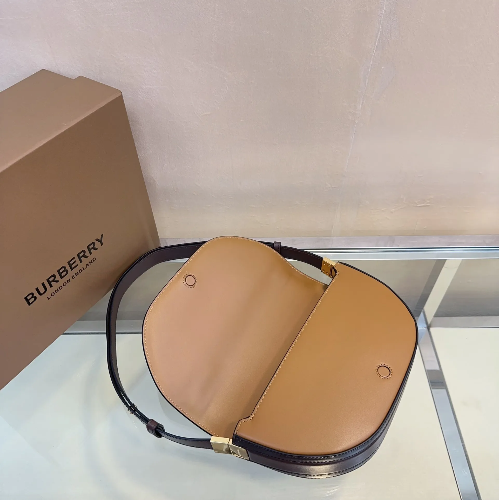 All Categories Official Website "Brand Women's Bags" Women's Bags 💙 Burberry 2025 New Burberry Crossbody Bag