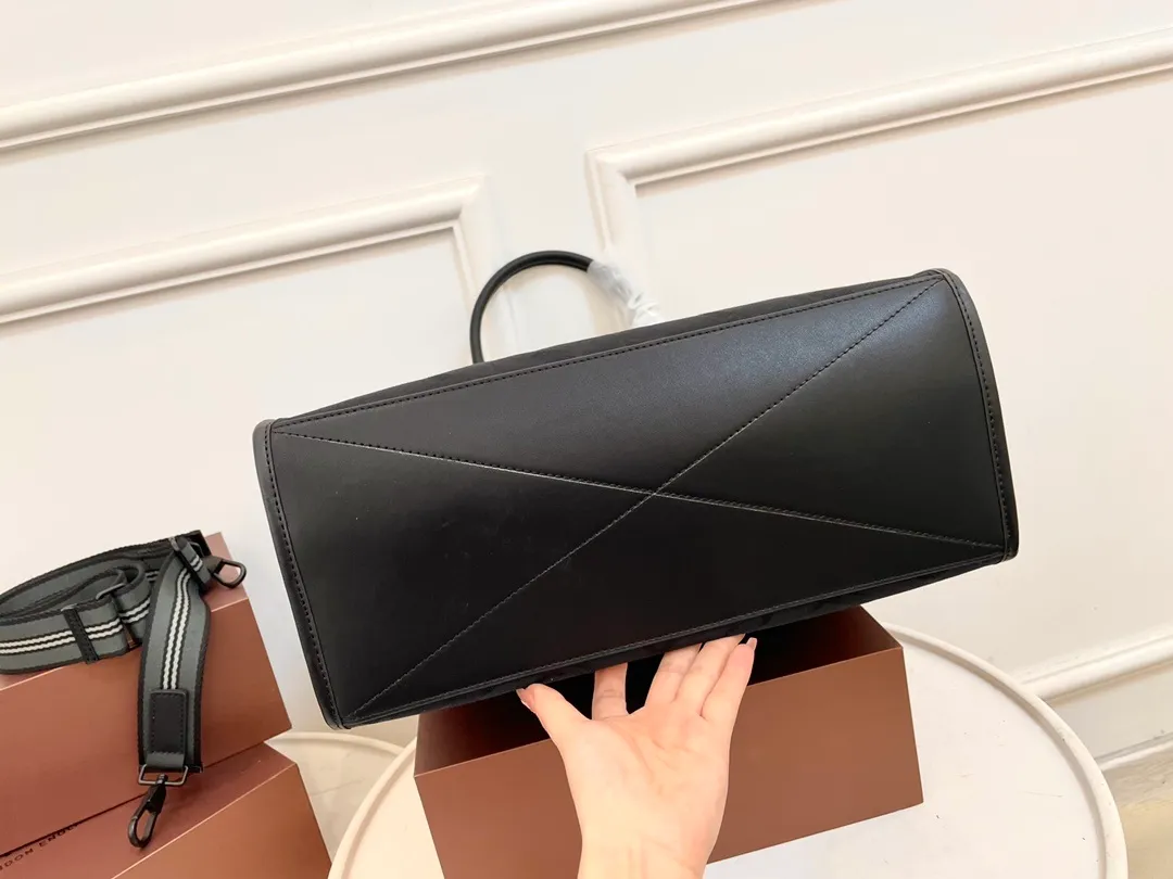 All Categories Official Website "Brand Women's Bags" Women's Bags 💙 Burberry 2023 New Burberry Handbags