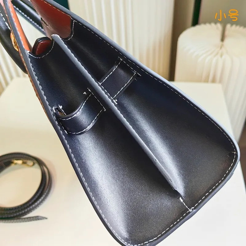 All Categories Official Website "Brand Women's Bags" Women's Bags 💙 Burberry 2024 Official Website New Burberry Crossbody Bag