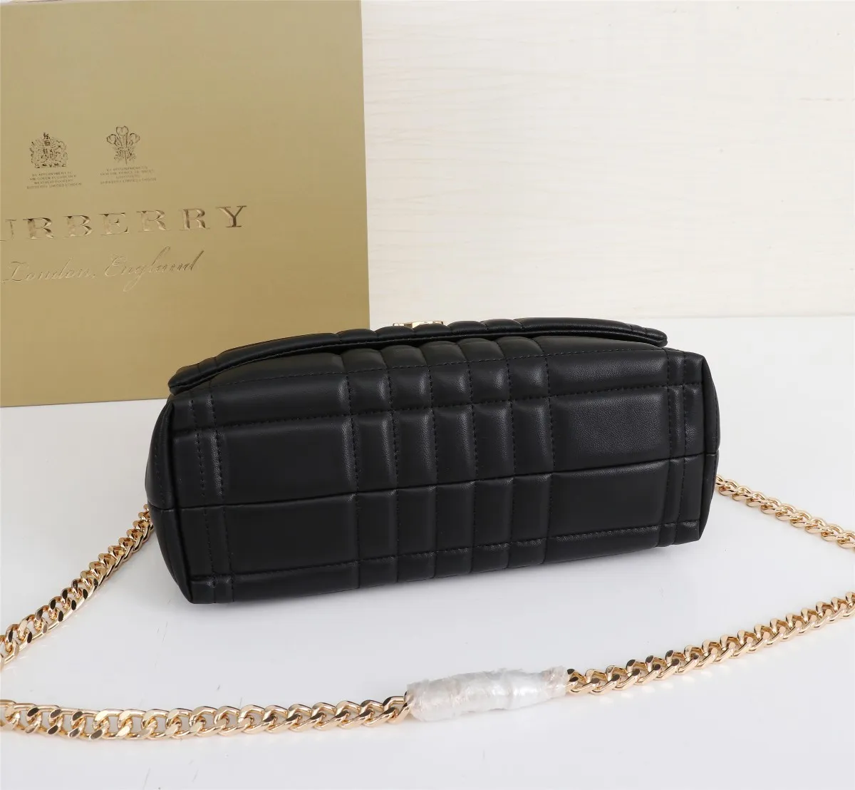 All categories Burberry women's bags (Burberry) Burberry original order 8396