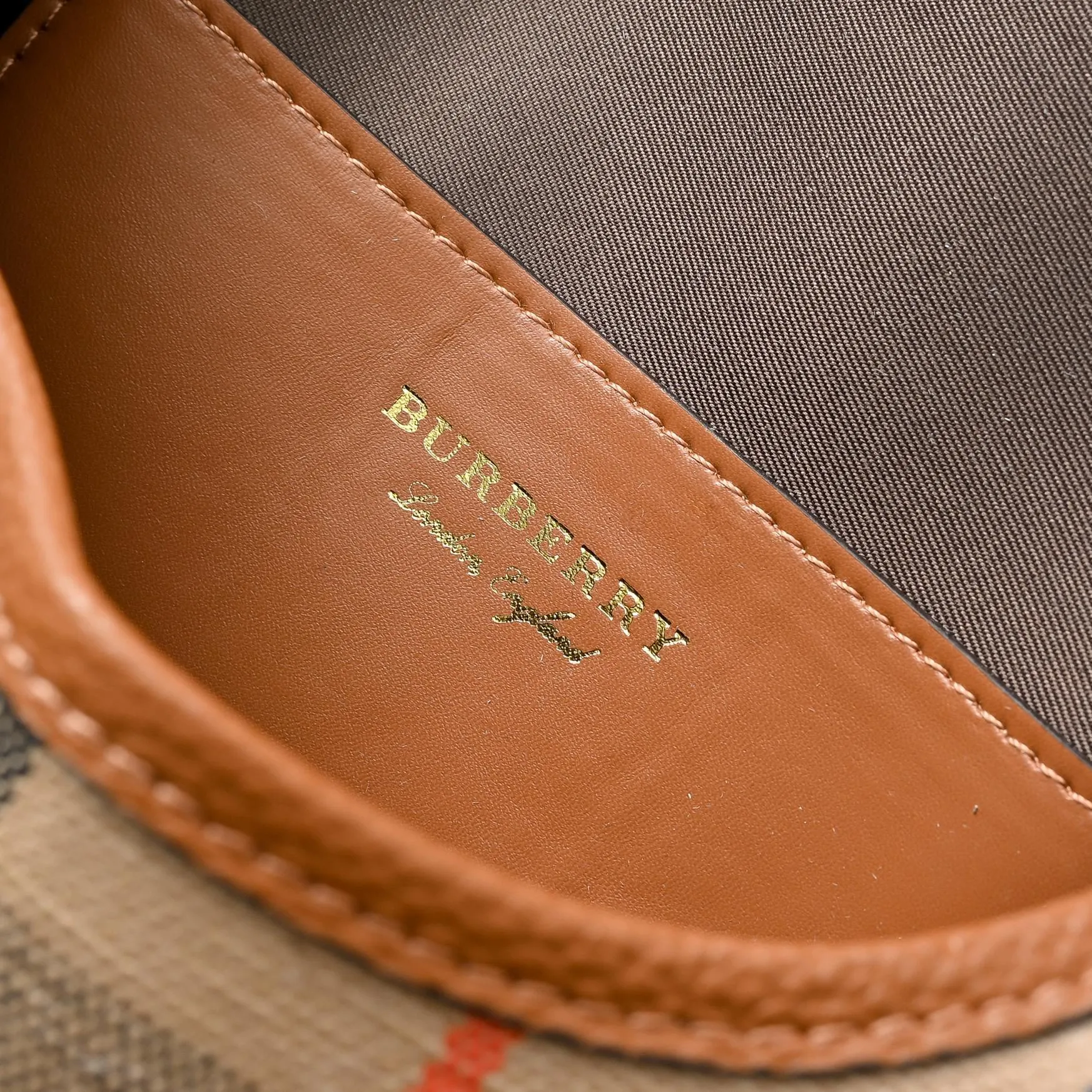 All categories Burberry women's bags (Burberry) Burberry 2418