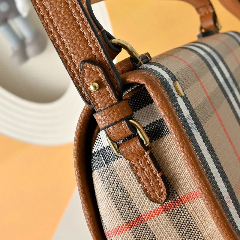 All categories Burberry women's bags (Burberry) Burberry 2418