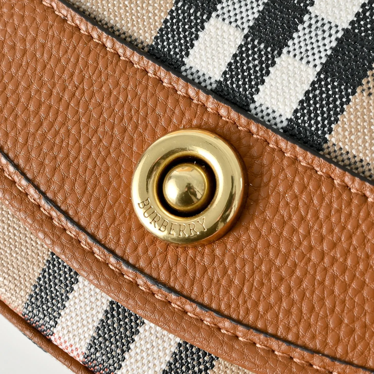 All categories Burberry women's bags (Burberry) Burberry 2418