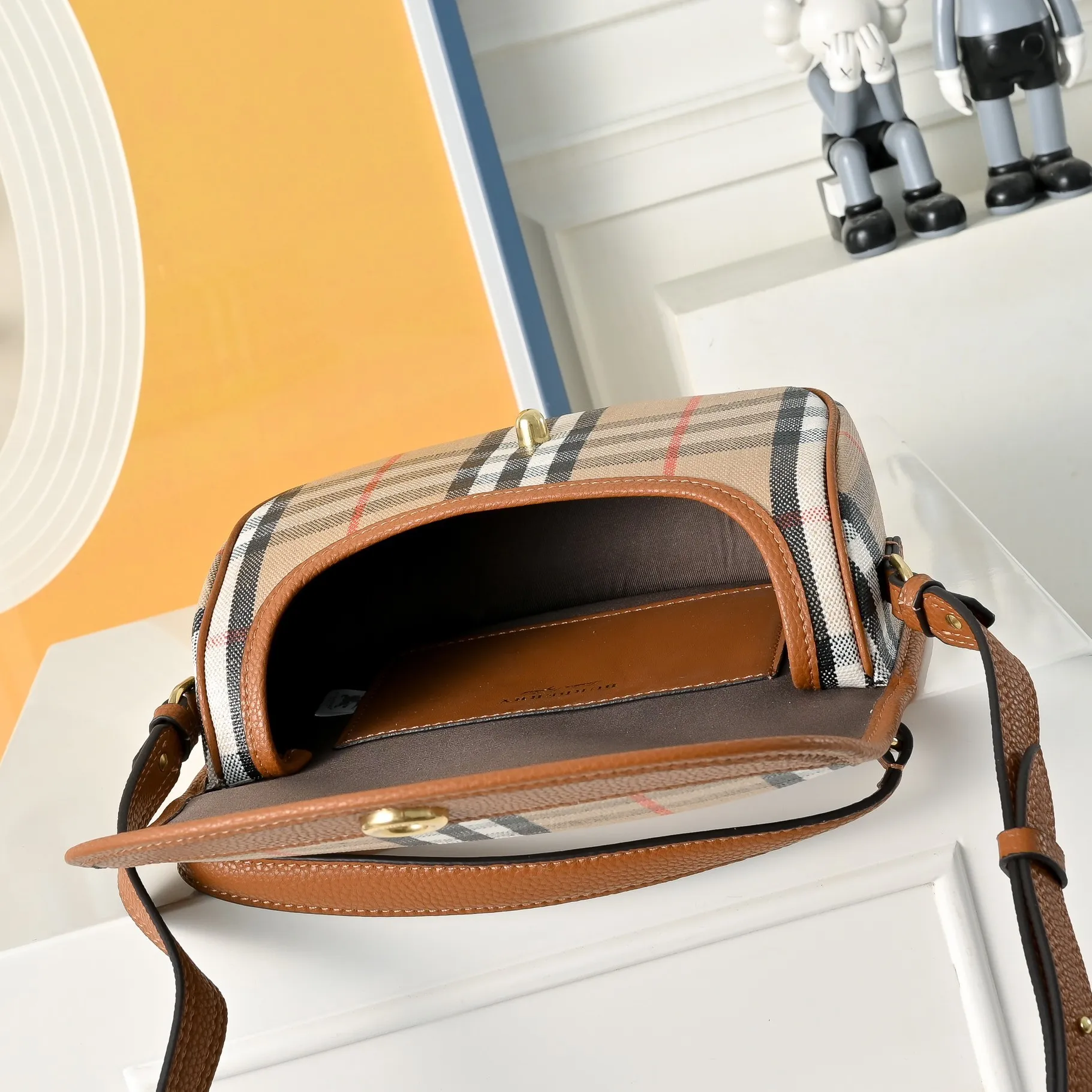 All categories Burberry women's bags (Burberry) Burberry 2418