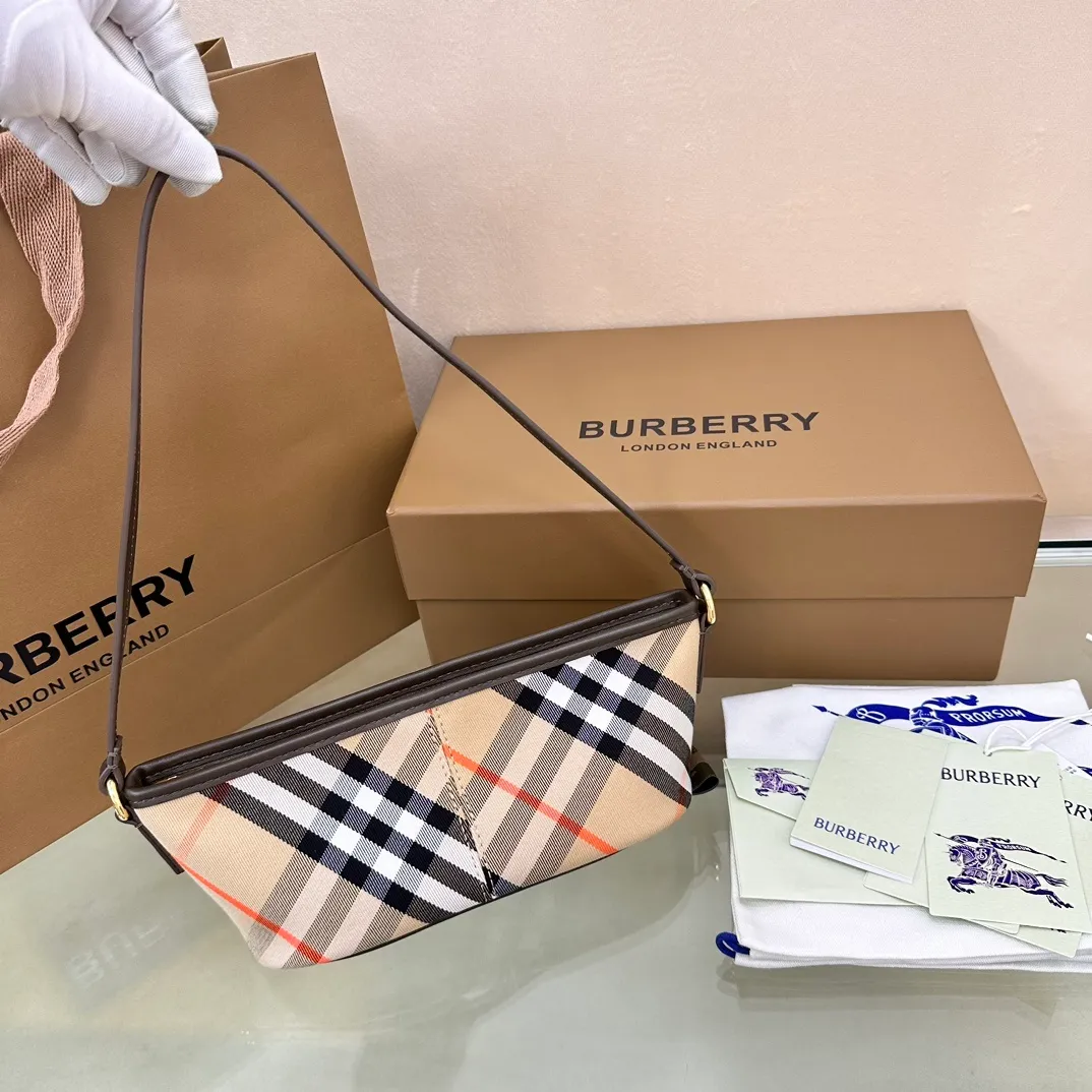 All categories Burberry women's bags (Burberry) Burberry original order 2010