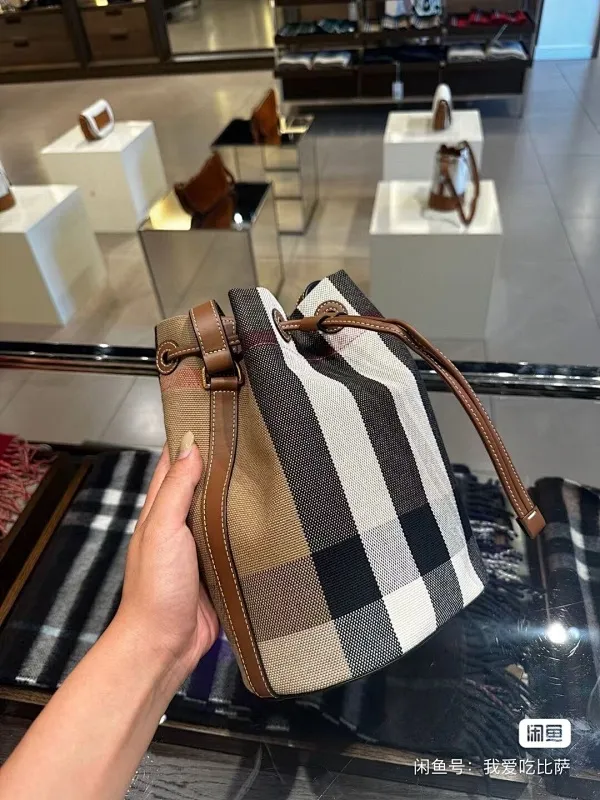 All Categories Burberry Women's Bags Burberry Original Order 2519