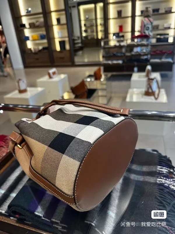 All Categories Burberry Women's Bags Burberry Original Order 2519