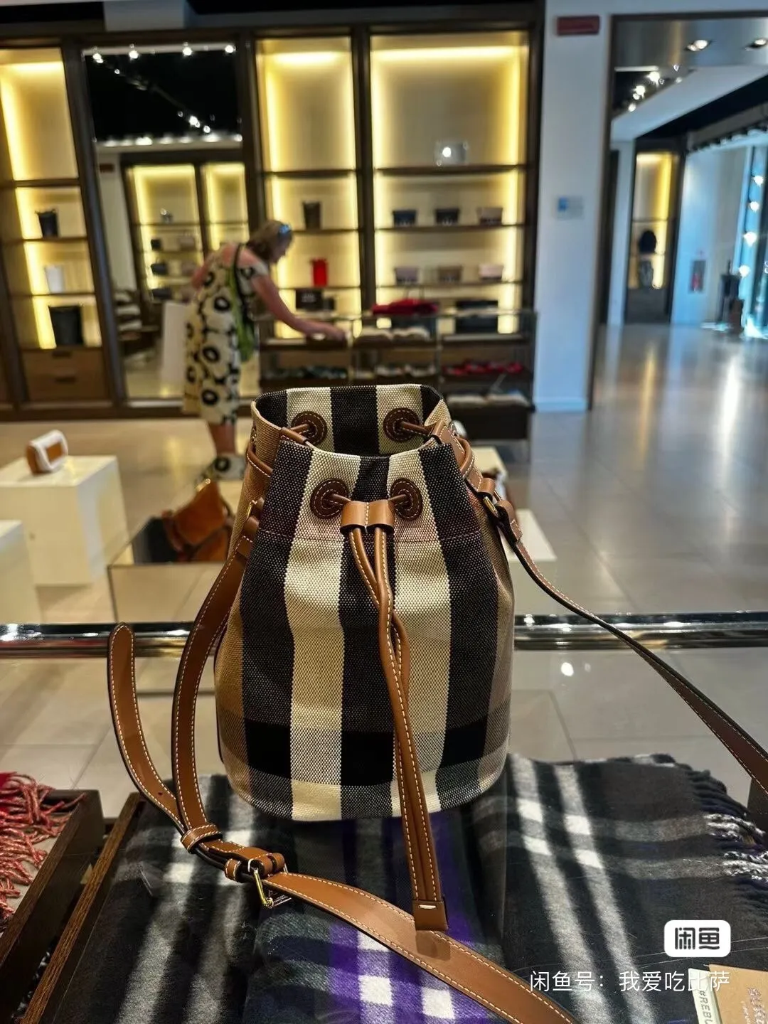 All Categories Burberry Women's Bags Burberry Original Order 2519