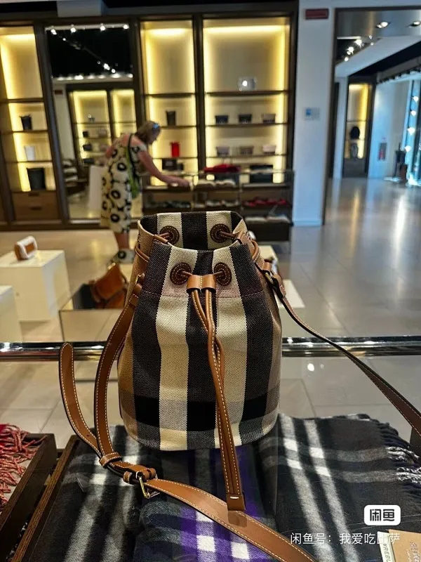 All Categories Burberry Women's Bags Burberry Original Order 2519
